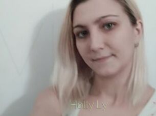 Holly_Ly