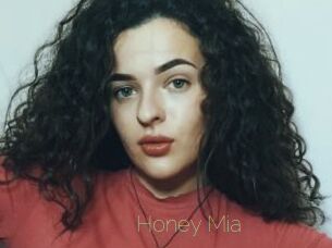 Honey_Mia