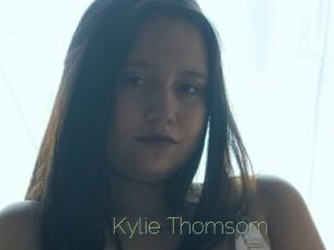 Kylie_Thomsom