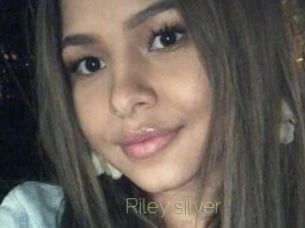 Riley_silver